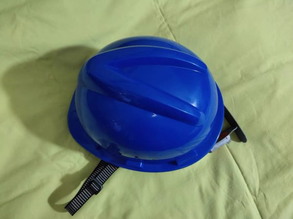 Safety helmets, suitable for building safety helmets, fully adjustable, made of ABS material Supply